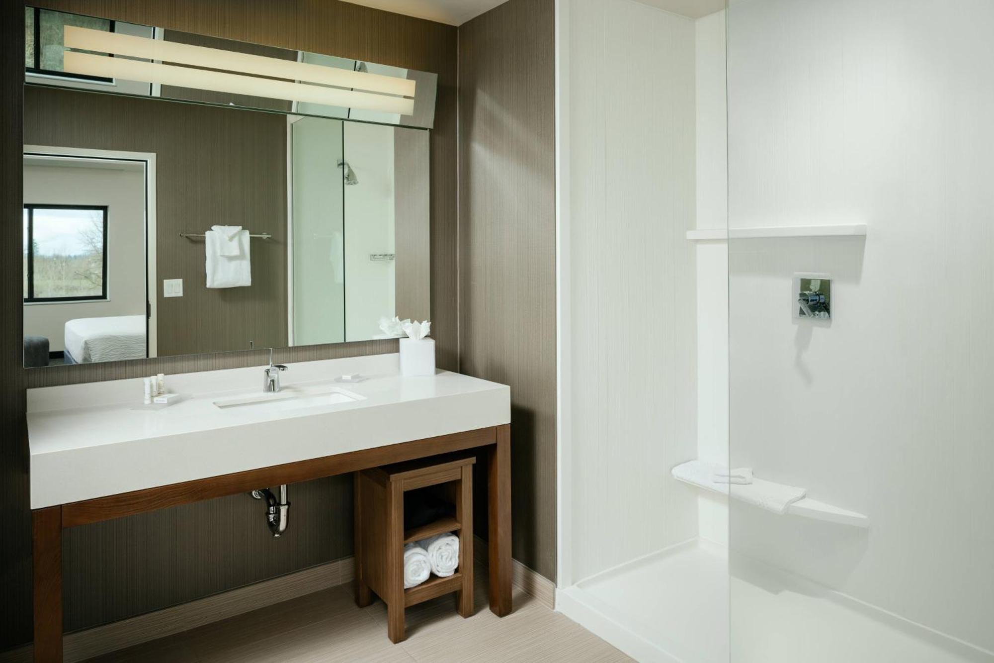 Courtyard By Marriott Corvallis Buitenkant foto