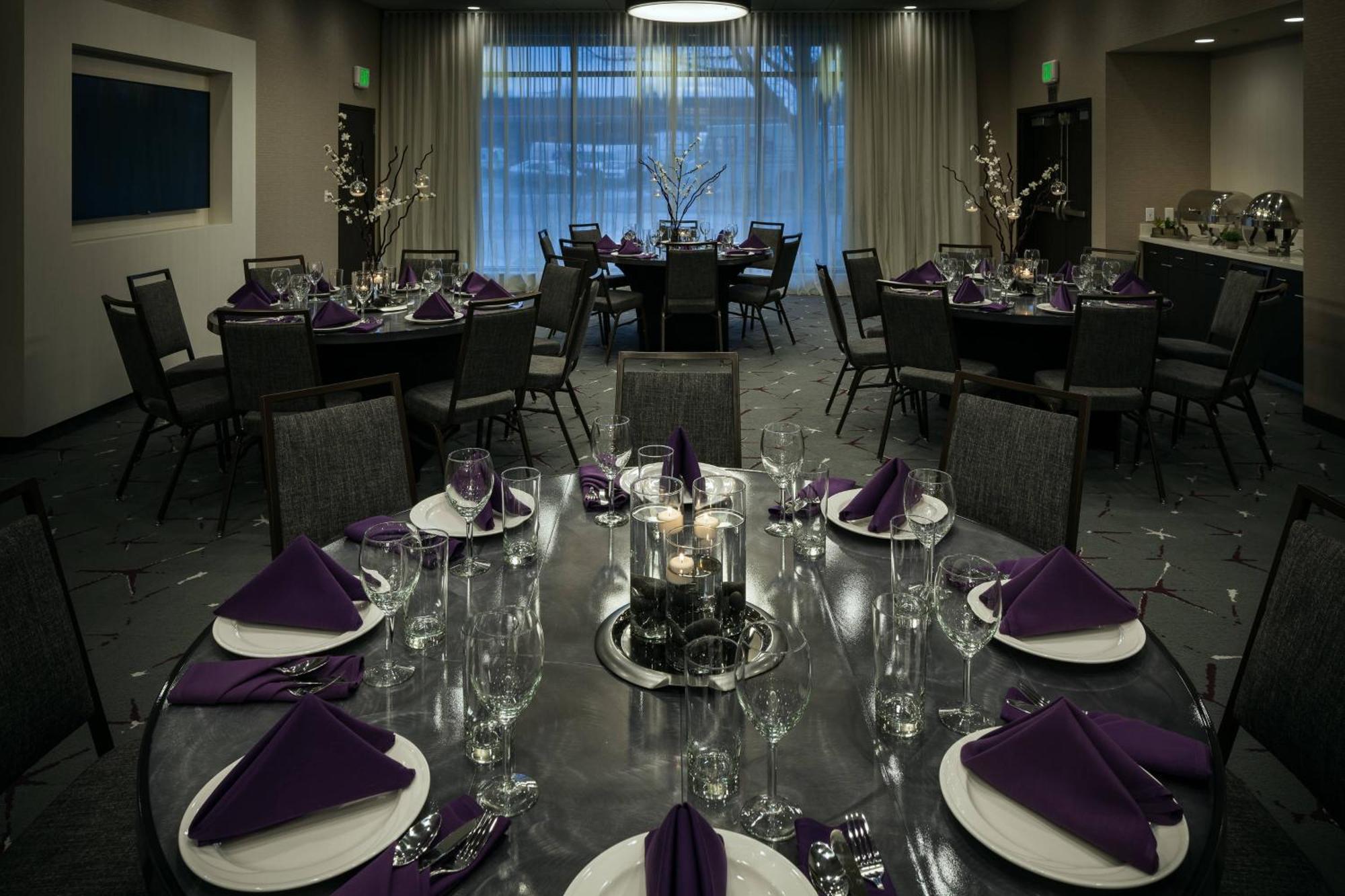 Courtyard By Marriott Corvallis Buitenkant foto