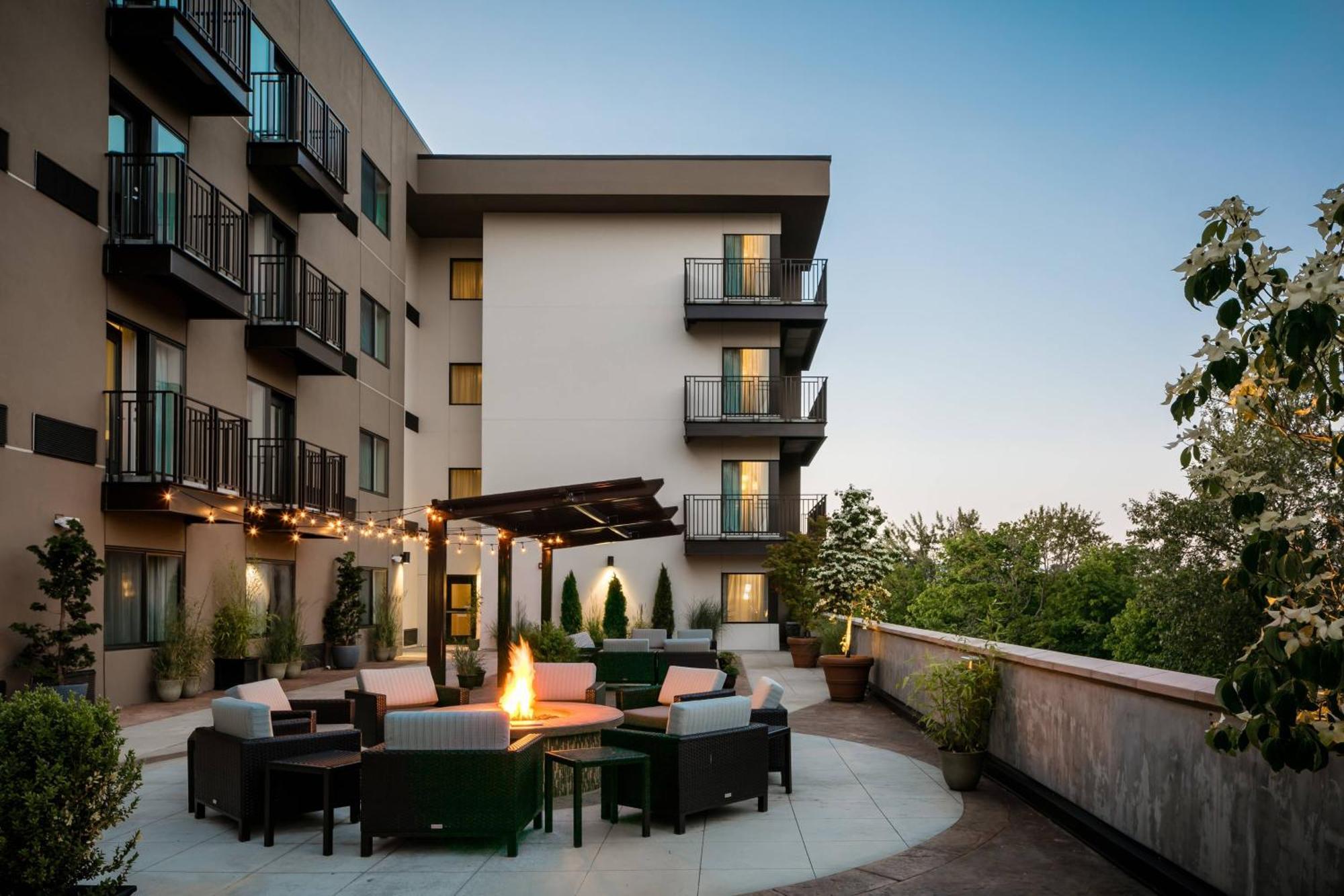 Courtyard By Marriott Corvallis Buitenkant foto